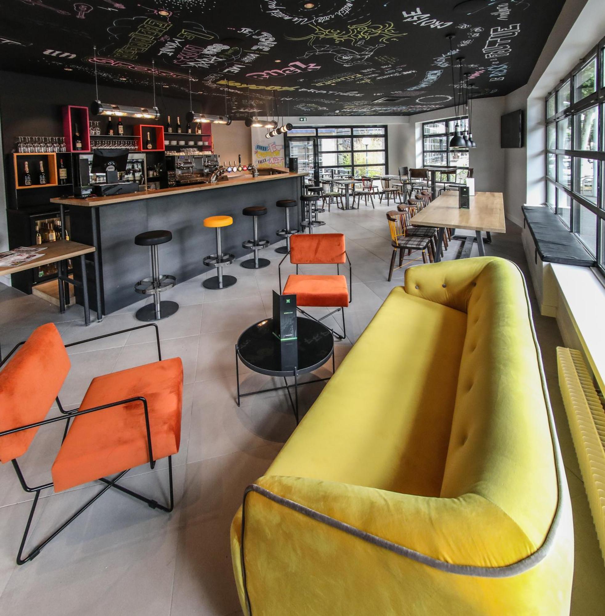 Ibis Styles Clermont-Ferrand Republique Hotell Eksteriør bilde